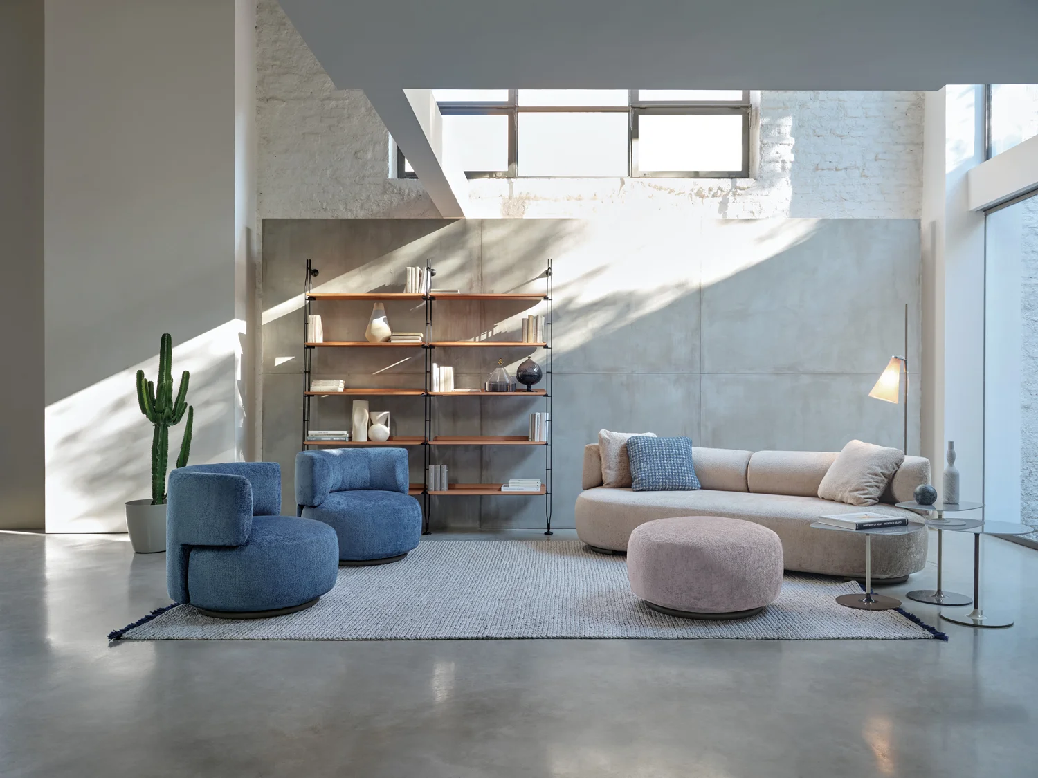K-WAITING POUF CHENILLE